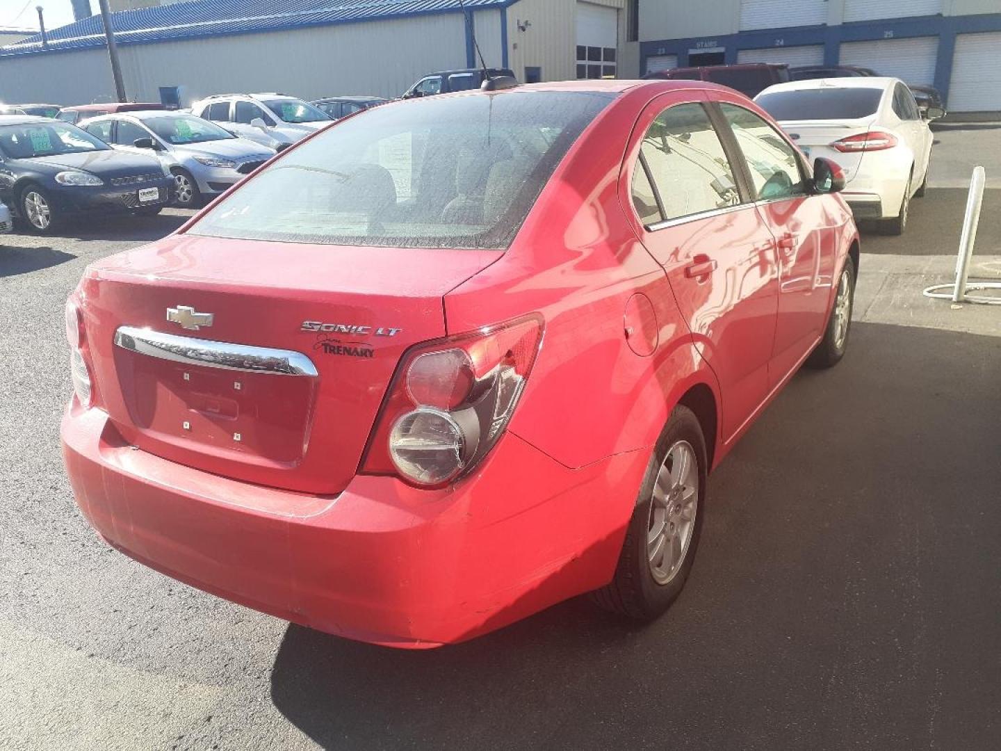 2015 Chevrolet Sonic (1G1JC5SH6F4) , located at 2015 Cambell Street, Rapid City, SD, 57701, (605) 342-8326, 44.066433, -103.191772 - CARFAX AVAILABLE - Photo#3